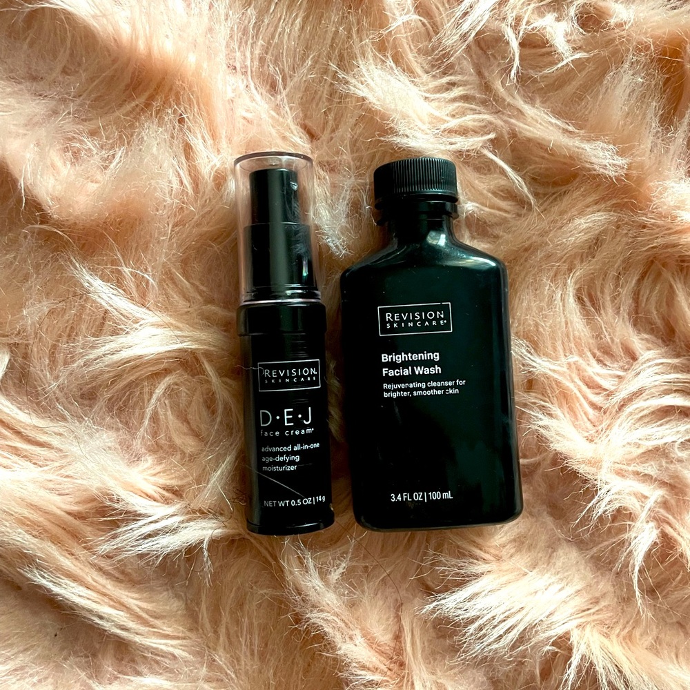 Revision Trial size Bright cleanser & DEJ moist